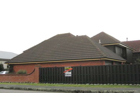 Photo of property in 8/6 Albany Street, St Albans, Christchurch, 8014