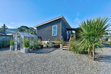 Photo of property in 77 Northumberland Street, Tapanui, 9522