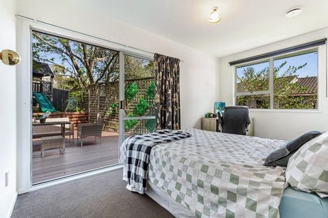 Photo of property in 42 Brunner Road, Glen Eden, Auckland, 0602