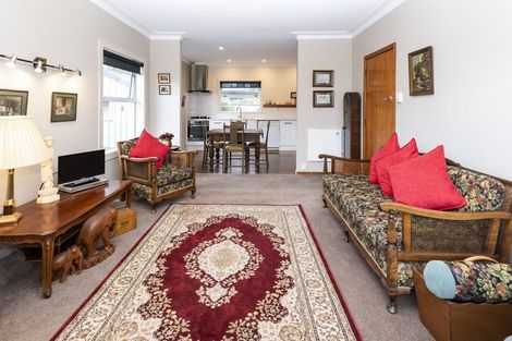 Photo of property in 419 Pakuranga Road, Pakuranga Heights, Auckland, 2010