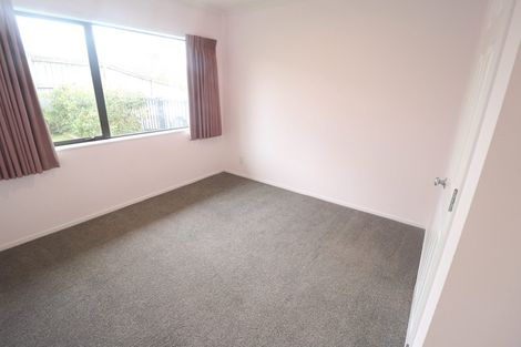 Photo of property in 12 Thomas Hamer Place, Greenhithe, Auckland, 0632