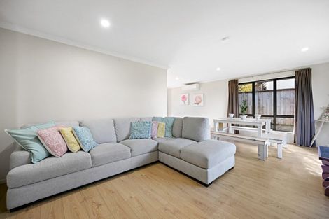 Photo of property in 4 Azure Place, Huntington, Hamilton, 3210