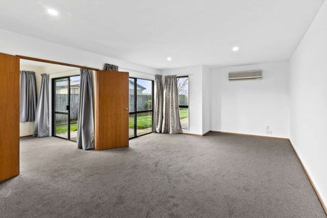Photo of property in 31 Seascape Gardens, Bromley, Christchurch, 8062
