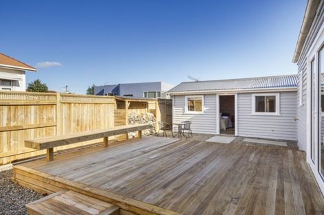 Photo of property in 102 Ferguson Street, West End, Palmerston North, 4412