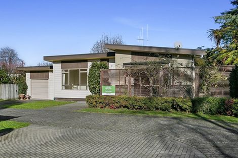 Photo of property in 27c Hamilton Road, Cambridge, 3434