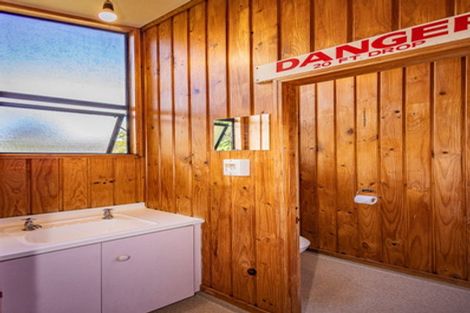 Photo of property in Atisa Lodge, 40 Carroll Street, National Park, Owhango, 3989