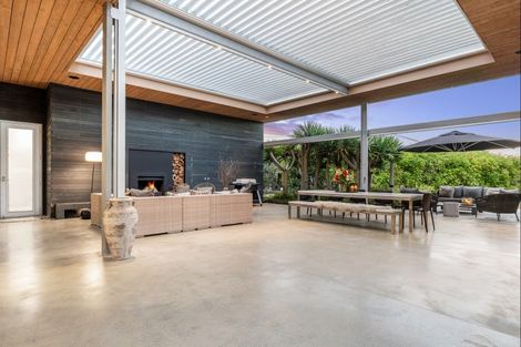 Photo of property in 64 Taumata Road, Omaha, 0986