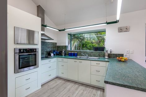 Photo of property in 153 Woodlands Park Road, Titirangi, Auckland, 0604