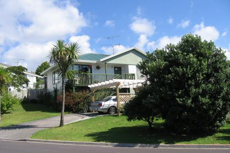 Photo of property in 4 Kura Place, Torbay, Auckland, 0630