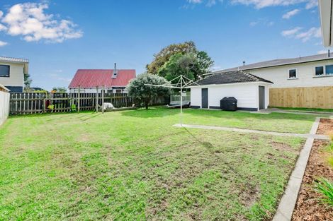 Photo of property in 33 Atmore Avenue, Otaki, 5512