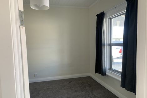Photo of property in 22 Clutha Street, Alexandra, 9320
