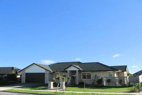 Photo of property in 58 Realm Drive, Paraparaumu, 5032