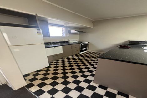 Photo of property in 5 Wha Street, Lyall Bay, Wellington, 6022