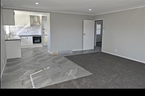 Photo of property in 1/43 Great South Road, Takanini, 2112