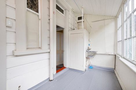 Photo of property in 74 Heriot Row, North Dunedin, Dunedin, 9016