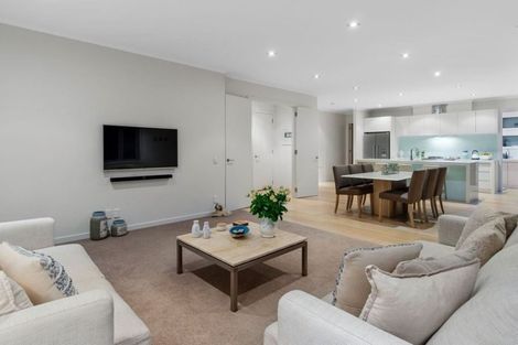 Photo of property in 131 Kowhai Road, Mairangi Bay, Auckland, 0630