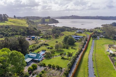 Photo of property in 98 Edmonds Road, Kerikeri, 0293