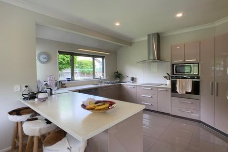 Photo of property in 2 Pearl Lane, Arrowtown, 9302