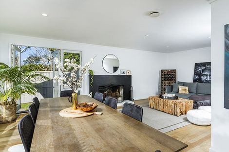 Photo of property in 97b Braemar Road, Castor Bay, Auckland, 0620