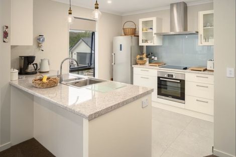 Photo of property in 22 Village Lane, Stoke, Nelson, 7011