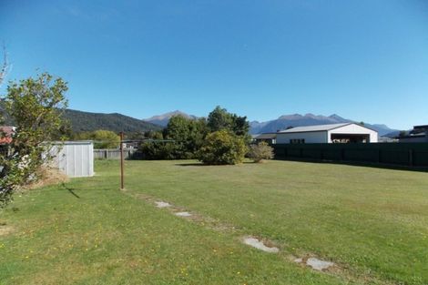 Photo of property in 30 Home Street, Winton, 9720