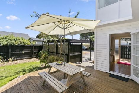 Photo of property in 1 Karamu Street, Eastbourne, Lower Hutt, 5013