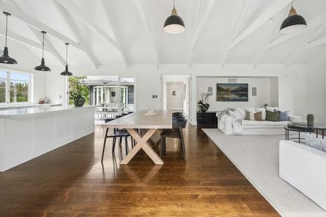 Photo of property in 142 Omaha Flats Road, Tawharanui Peninsula, Warkworth, 0986