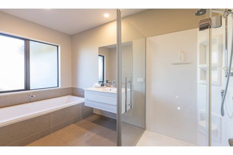 Photo of property in 86 Oakgrove Drive, Rangiora, 7400