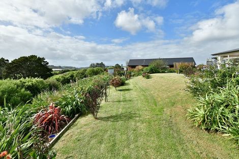 Photo of property in 28 Awatiro Drive, Kaukapakapa, 0871