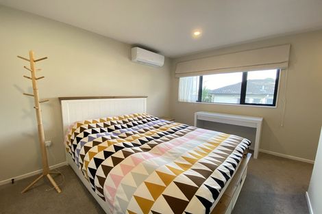 Photo of property in 13a Yule Place, Massey, Auckland, 0614