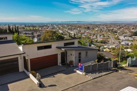 Photo of property in 2b Kelsall Street, Hospital Hill, Napier, 4110