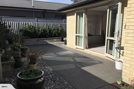 Photo of property in 2/70 Saint Martins Road, Saint Martins, Christchurch, 8022