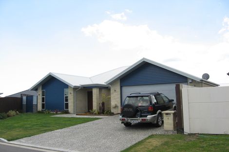 Photo of property in 4 Larchwood Lane, Parklands, Christchurch, 8083