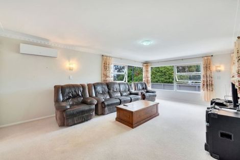 Photo of property in 12 Arahia Street, Northcote, Auckland, 0627
