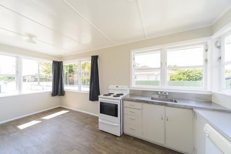 Photo of property in 582 Pioneer Highway, Highbury, Palmerston North, 4412