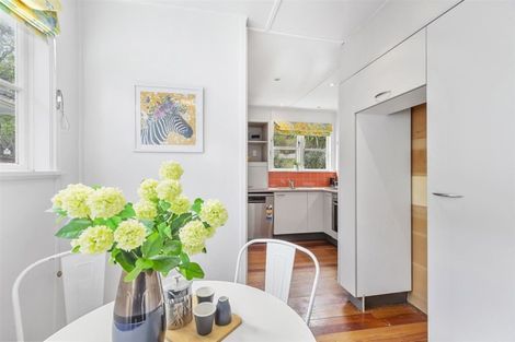 Photo of property in 11 Warwick Street, Wilton, Wellington, 6012