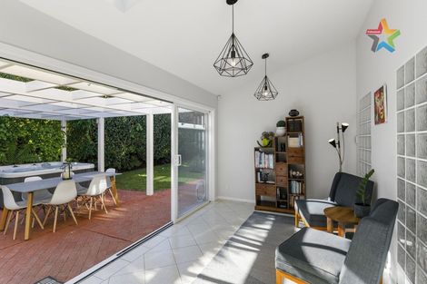 Photo of property in 14 Pomare Road, Tirohanga, Lower Hutt, 5010