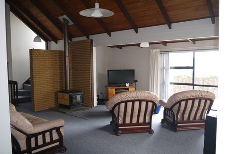 Photo of property in 104 Becroft Drive, Forrest Hill, Auckland, 0620