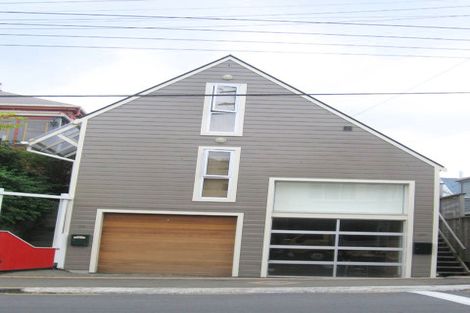 Photo of property in 30a Cleveland Street, Brooklyn, Wellington, 6021