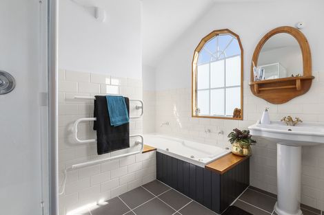 Photo of property in 16 Scoular Street, Maryhill, Dunedin, 9011