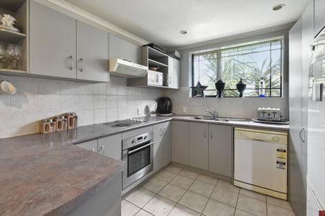 Photo of property in 9 Nykki Place, Papakura, 2110