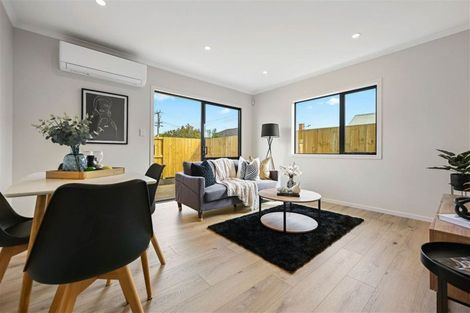 Photo of property in 2/48 Heath Street, Saint Andrews, Hamilton, 3200