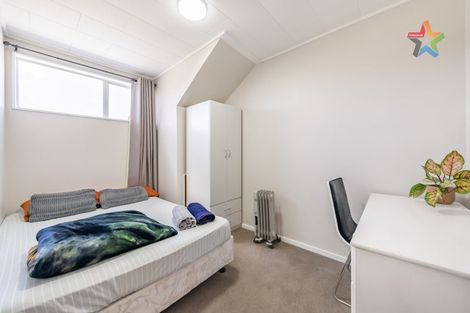 Photo of property in 8b Wai-iti Crescent, Woburn, Lower Hutt, 5010