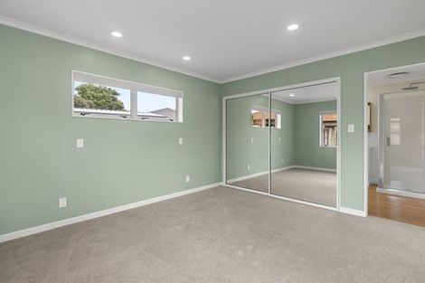 Photo of property in 202 Gravatt Road, Papamoa Beach, Papamoa, 3118