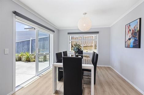 Photo of property in 5 Madeira Close, Whitby, Porirua, 5024