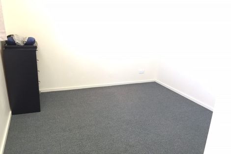 Photo of property in 17 Sylvan Crescent, Te Atatu South, Auckland, 0610