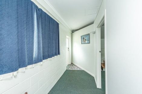 Photo of property in 41 Parkes Avenue, Saint Johns Hill, Whanganui, 4501