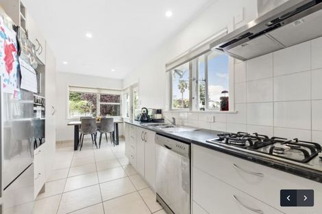 Photo of property in 41 Farquhar Road, Glendene, Auckland, 0602