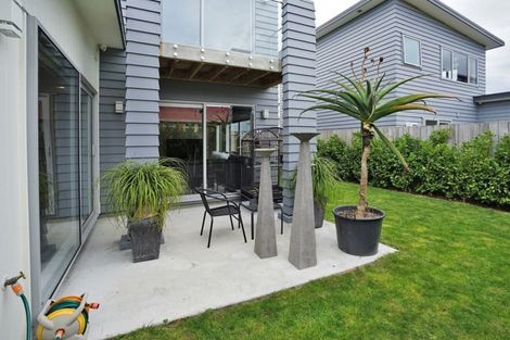 Photo of property in 2/13 Crosher Place, Silverdale, Hamilton, 3216