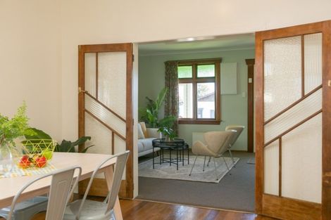 Photo of property in 6 Princes Street, Fitzroy, New Plymouth, 4312